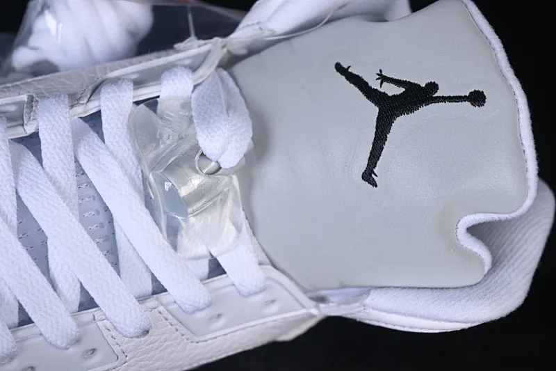 All categories Air Jordan Jordan series basketball shoes Air Jordan 5 OG version Air Jordan 5 Retro "White Metallic" AJ5 Joe 5 Silver HQ7978-103